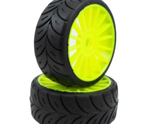 1/8 GT COMPETITION PRE-MOUNTED F3 MEDIUM COMPOUND (NEW 22-23) ON MULTI SPOKE YELLOW WHEEL (2 PCS)