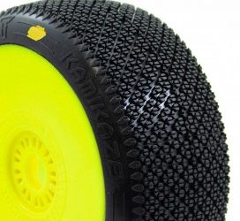 KAMIKAZE V2 BUGGY C2 (SOFT) PRE-MOUNTED YELLOW (2PCS.)